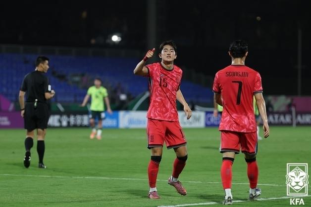 '기사회생' 이민성호, 호주에 2-1 승리…U23 아시안컵 4강서 한일전 성사