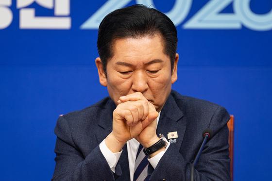 與 최고위 '1인1표' 충돌…"차기 전대부터" "약속 지켜야"