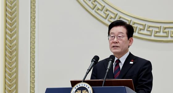 李 "성장·도약 위해 국민 열망 모아야…국민통합 시급"