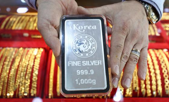 금-은 또 사상 최고치…은 7% 이상 폭등, 100달러 돌파