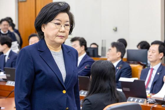 이혜훈 청문회 종료…野 "즉각 사퇴" 與 "판단 국민 몫"