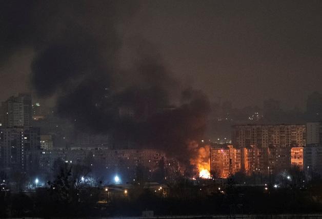 유엔, '우크라 지지 결의안' 채택…"러 공격으로 인도주의 상황 악화"