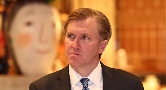 美국방차관, '모범 동맹'으로 韓 언급…"재래식방어 의지"