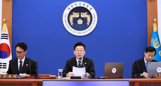 李대통령, 반도체 특별법 국무회의 의결…제헌절도 다시 '빨간날'