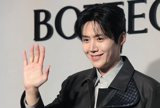 김선호 측 탈세 의혹에 "무지한 운영 반성, 세금 추가 납부 완료"