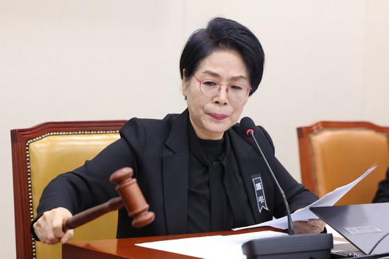 LGU+ IMSI 허점 논란에…최민희 '감독 강화' 예고