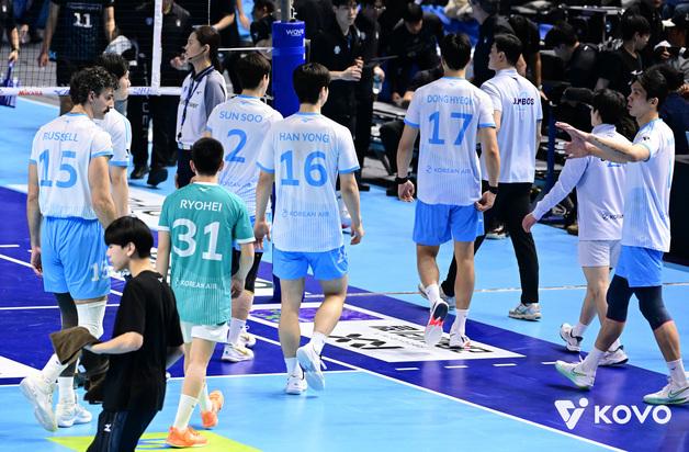 선두 대한항공·도로공사 '삐끗'…상위권 판도 흔들린다