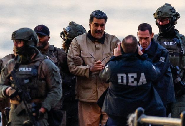 마두로, 러 망명 기회 있었지만 거부…교황청 중재도 안 통해