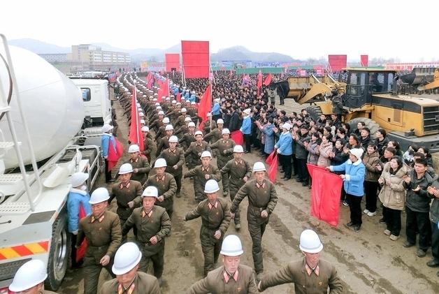 北 "지난 5년은 '농촌 건설사'"…'농촌·지방변혁' 띄우기[데일리 북한]