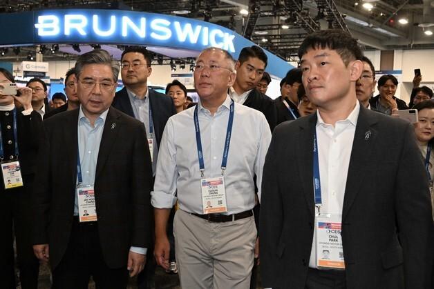 현대차, 자율주행 자체 개발+엔비디아 협력 '투 트랙' 가나