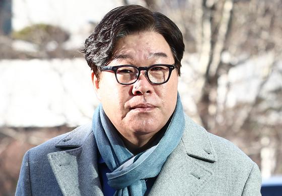 '쌍방울 대북송금' 제3자뇌물죄 재판부 "김성태 이중 기소 아닌가"