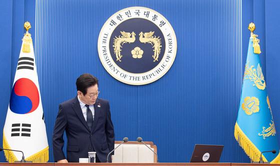 靑, 'AI 3대강국' 필수 '전력 수요' 해법 고심…'신규 원전' 카드 만지작