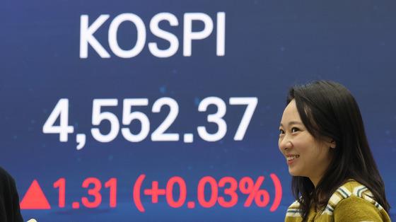 7월부터 외환시장 24시간…외국인도 스마트폰으로 삼성전자 산다(종합)