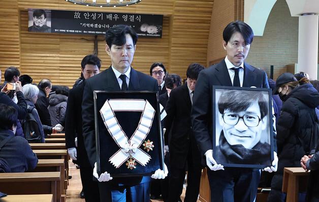 "안성기 '기도 폐쇄' 사망? 암 환자에 흔한 일 아냐"