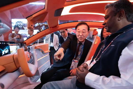 김윤덕 "미·중은 성인, 한국은 초등학생…자율주행 속도전 시급"