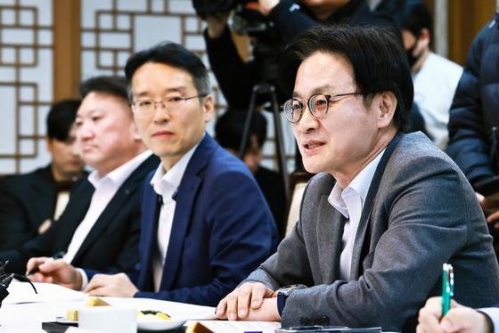 잇따른 조 단위 수주 취소에…김정관, 배터리 3사 지난주 긴급소집