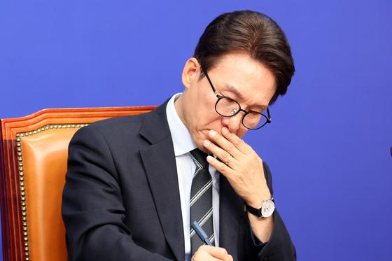 與, 신천지 '수만명 집단 입당' 정황 파악…계파 갈등 재점화 우려(종합2보)