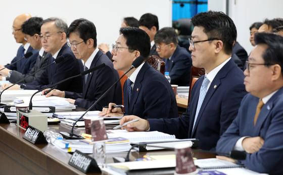 황종우 해수장관 "해양사고 대책 전면 개편…비상 풀림 장치 지원·규제 철폐"