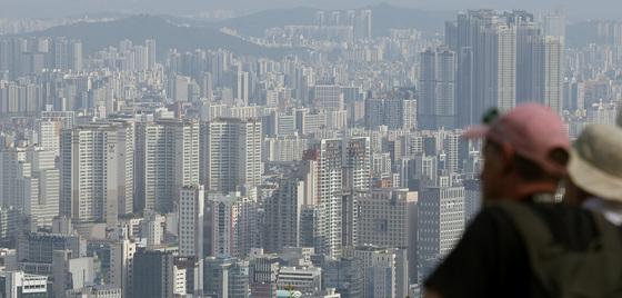 서울 집값 오름세 둔화, 경기는 들썩…동탄 한 달 새 2.7%↑