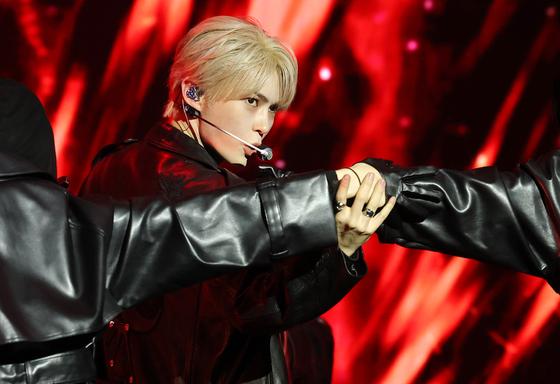 성한빈 "데뷔 4년 차에 솔로 데뷔, 편한 길 가려 하지 않았다"