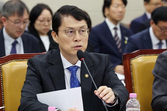 원전 수요 늘고 SMR 개발 속도 내는데…안전규제 인력·예산 부족