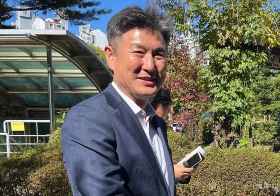공소청, '구청 사무실 30곳 방문' 김동욱 도봉구청장 벌금 100만원 구형