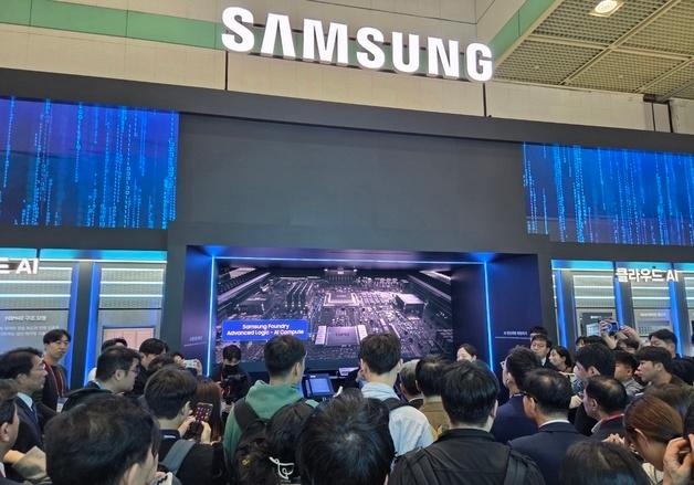 삼성전자 'zHBM vs SK하닉 'HBF' 전면에…AI 반도체 경쟁 '후끈'
