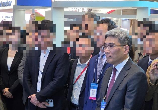 송재혁 삼성전자 CTO "中 CXMT 추진 4F² D램 기술, 우리도 개발 중"