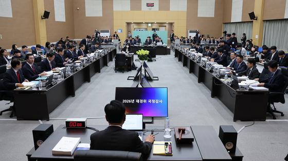 인천공항세관 국제우편센터 마약 미적발 사태, 국감서 집중 성토