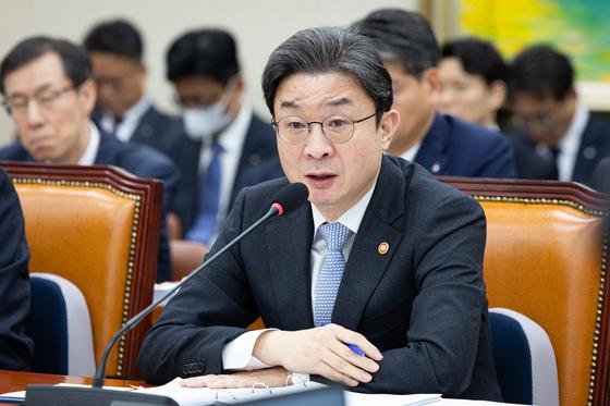 이억원 "주담대 금지설 허위"…가계대출 '고삐' 기조 재확인(종합)