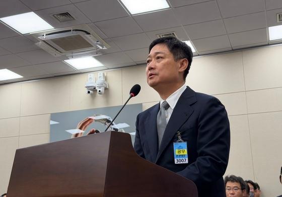홍범식 LGU+ 대표, 위약금 면제 요구에 "조사 결과 따라 합당한 책임지겠다"