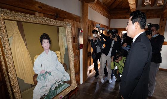 육영수 여사 생가 찾은 장동혁 대표