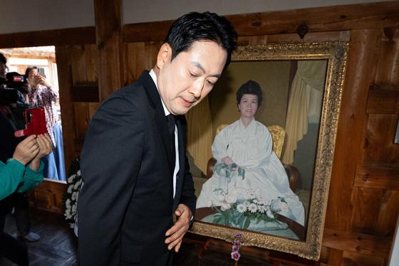 [뉴스1 PICK] 육영수 여사 생가 찾은 장동혁 "국민 용납 않을 것"