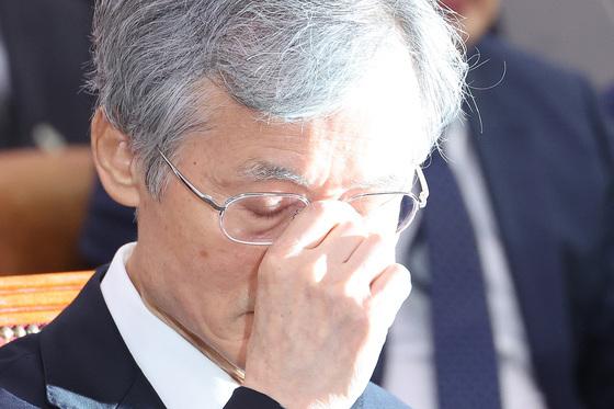 野, '조희대 엄호' 전력…"법원 더 분노하면 李재판 재개할 것"