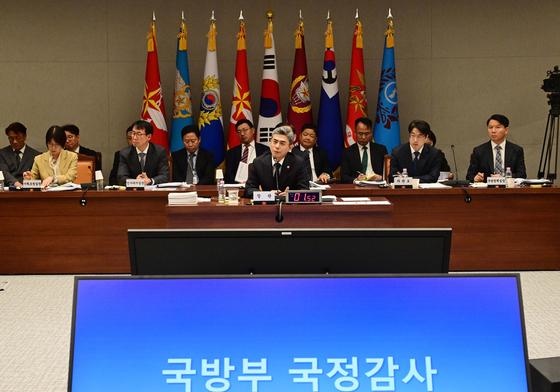 與 "계엄에 안보 소홀" 野 "물러터진 국방부"…병역특례 손질엔 공감대(종합)