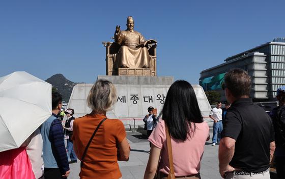 세종부터 여주까지…한글날에 빛과 숲으로 물든 '한글 여행'