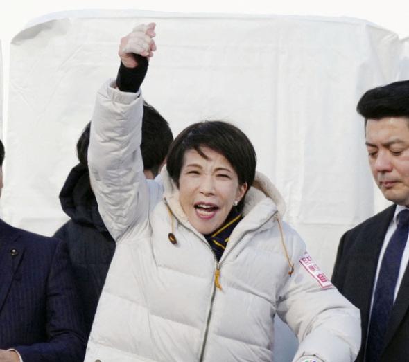 다카이치면 그냥 좋다?…팬덤 정치의 경고