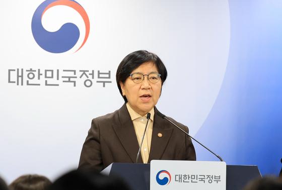 내년 의대정원 490명 증원…정은경 "의료계와 계속 소통"(종합2보) [의대증원]