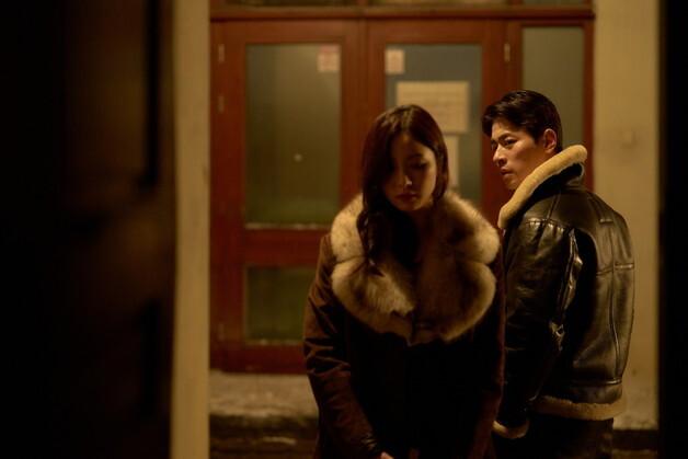 드디어 개봉 '휴민트', 뜻밖의 '멜로'로 남녀 관객 동시에 끌어들이나 