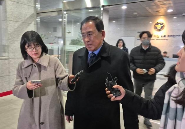 '김경 로비' 前서울시의장 조사 종료…"한 푼도 받은 적 없어"(종합2보)