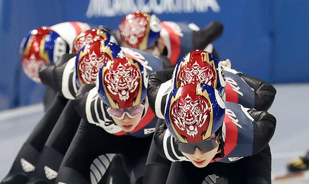 쇼트트랙 대표팀,  전날 아쉬움 잊고