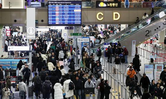 "해외여행 후 발열·기침 땐 공항서 바로 검사하세요"