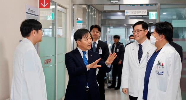 동네병원? 응급실? 헷갈리면 '이 앱'…연휴 9600곳 진료