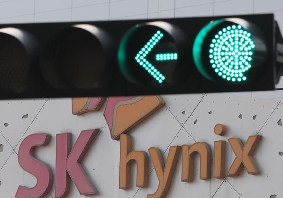 SK하이닉스, 샌디스크와 AI 추론용 차세대 메모리 'HBF' 표준화 착수