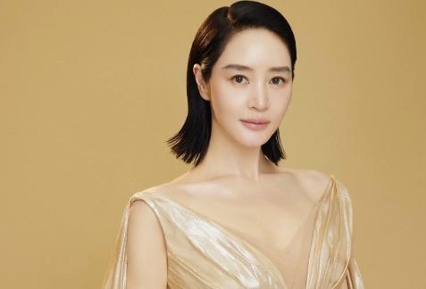 김혜수, 55세 믿기지 않는 동안미모…볼수록 감탄만 [N샷]