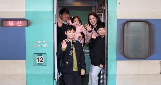 [뉴스1 PICK]설 명절 귀성길 시작…'고향으로 떠나요'