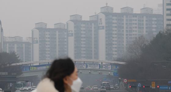 낮 최고 17도 '포근한' 설 귀성길…짙은 안개·미세먼지 주의