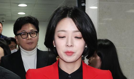 '당원권 정지 1년' 징계에 기자회견 마친 한동훈·배현진
