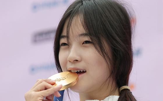 최가온 "실려가면 끝…승부욕이 부상 두려움 이겼다"