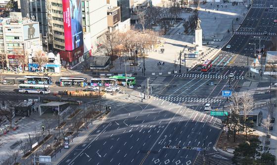 설 명절로 텅빈 도심